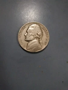 1949-P Jefferson Nickel! In Average Circulated Condition! Low Price!**#1411 - Picture 1 of 4