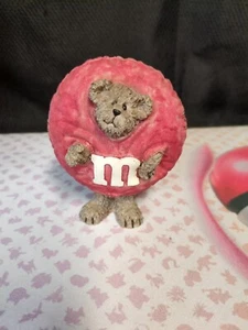 Boyds M&M PEEKERS - RED M&M PEEKER, 4" - Picture 1 of 3