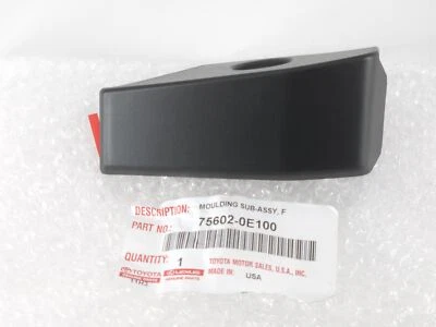 Moldura delantera derecha conductor Toyota 75602-0E100 original OEM 2018-2019 Highlander Foto 1 de 4