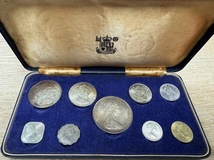 Juego de 9 monedas Bahamas 1966 de Royal Mint con plata bien tonificada $5 $2 $1 50C  - Imagen 1 de 22