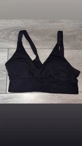 Sujetador deportivo Offline By Aerie talla pequeña negro acolchado cómodo  - Imagen 1 de 6