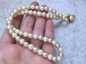 Vintage pearl imitation glass necklace  - Picture 1 of 6