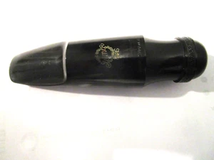 SELMER SOLIST E BARITONSAXOPHON MUNDSTÜCK, KAPPE & LIGATUR - Bild 1 von 10