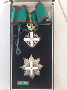 ITALY Order Of MERIT, OF ITALIAN REPUBLIC grand cross medal - Picture 1 of 3