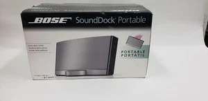 Bose SoundDock Portable Digital Music System Schwarz Silber 043085 NEU - Bild 1 von 10