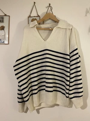 Women's Cosy Pullover Jumper, In The Style. Size 14-16  Good Condition - Image 1 of 4