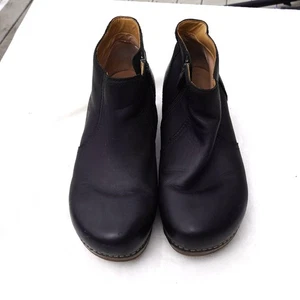 Dansko Black Leather Ankle Booties Side Zip Comfort Wedge Size 39 - Picture 1 of 8