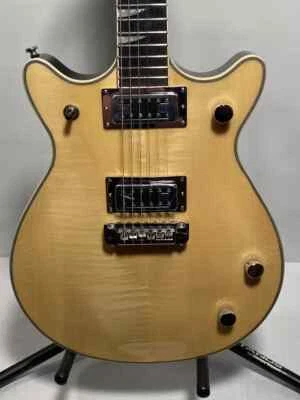 Double Cut Archtop 24Fret  Eastwood Classic AC Electric Guitar / Eastwood Gg Bag - Image 1 of 4