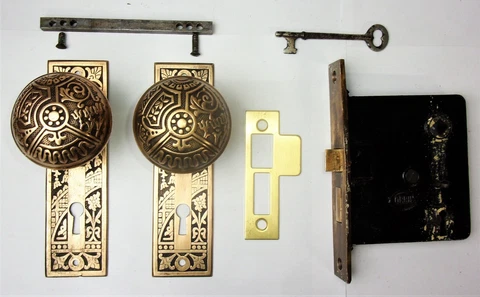 Antique Set EASTLAKE VICTORIAN AESTHETIC Backplates Door Knob Mortise Lock w Key Cover