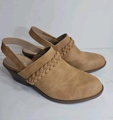 True Baretraps коричневый искусственной кожи с ремешками 2» каблуки насос туфли 9 М - Изображение 1 из 4