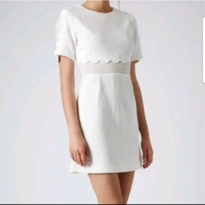 Topshop Women’s White Scallop Insert Shift dress Size 4 EUC See through Waist - Picture 1 of 5