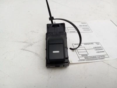 Interruptor de ventana trasera derecha Land Rover LR3 2005-2009 Foto 1 de 4