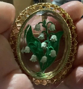 Vintage 20’s/30’s Lilly Of The Valley Brooch/Pendant Pin Reverse Carved Lucite - Picture 1 of 2