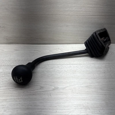 87-91 Ford F-150 Transfer Case SHIFTER HANDLE And Boot lever Knob 4x4 OEM  - Image 1 of 4