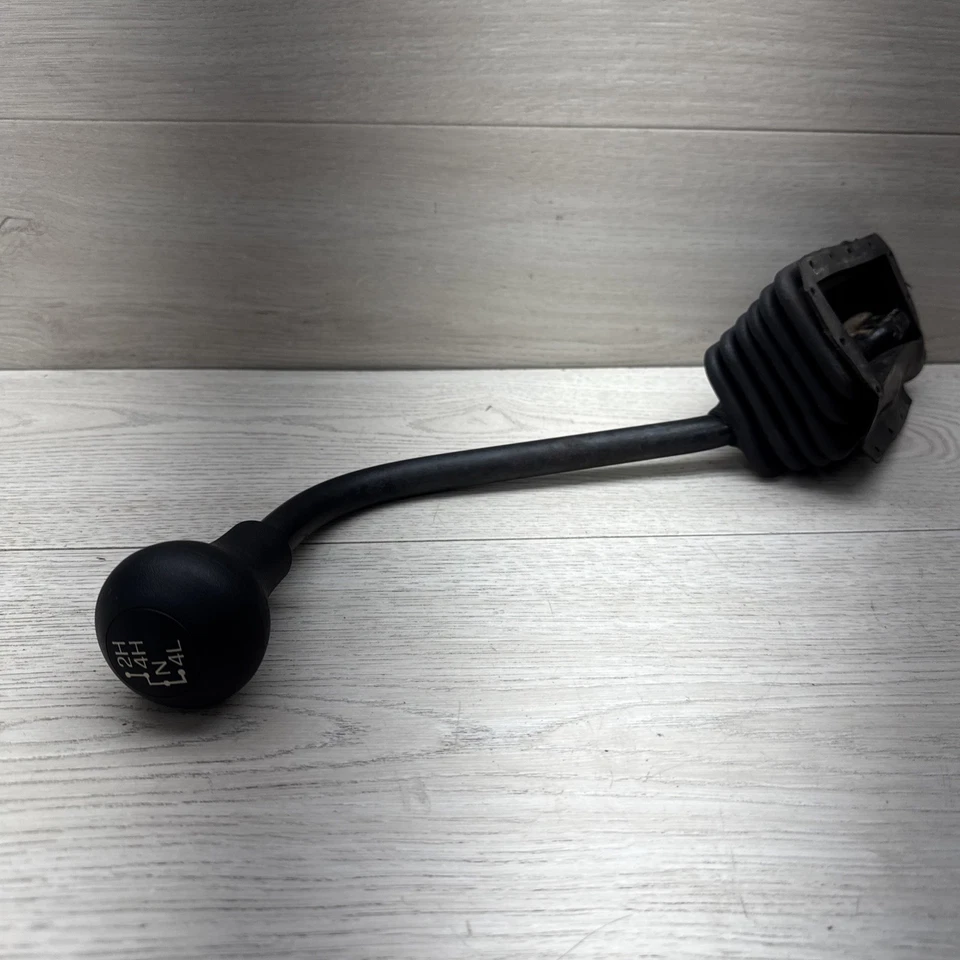 87-91 Ford F-150 Transfer Case SHIFTER HANDLE And Boot lever Knob 4x4 OEM  - Image 1 of 4