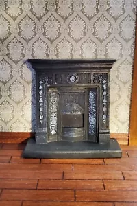 Dollhouse Miniature Fireplace Victorian Small Bedroom Resin Cast Iron Look 1:12 - Picture 1 of 4