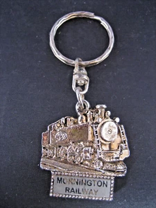 Vintage MORNINGTON RAILWAY AUSTRALIAN MADE metal key-ring - Picture 1 of 5
