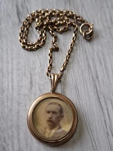 Antiguo colgante de doble cara de oro laminado - Imagen 1 de 3