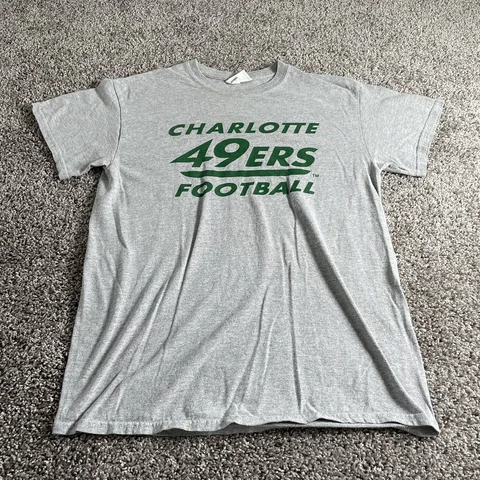 Charlotte University 49ers Shirt Adult Sz Medium Gray Short Sleeve Logo Gildan Cover