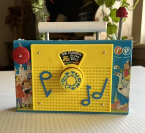 1960" Vintage Fisher Price TV Radio Wind Up Musical Toy Farmer In The Dell works - Picture 1 of 12