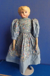 12.5" ANTIQUE PAPER MACHE HEAD DOLL- CLOTH & LEATHER BODY- GLASS EYES CIRC 1800s - Picture 1 of 8
