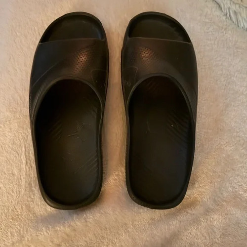 NIKE Sandali neri con slide. Jordan.