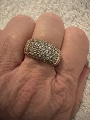 Anillo JUDITH RIPKA de plata de ley 925 revestido de oro y circonita cúbica talla 9 Foto 1 de 4