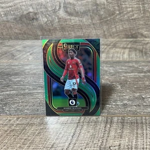 2024/25 Panini Select EPL Kobbie Mainoo Green 1/5 Mezzanine Manchester United - Bild 1 von 3