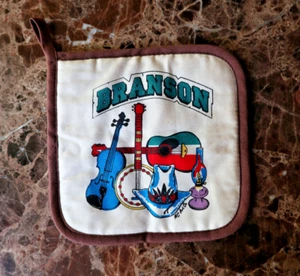 Branson, MO Potholder Western theme - Picture 1 of 3