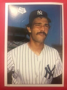 1985 Don Mattingly O-Pee-Chee Baseball CANADA Issue NY Yankees Sticker #310 - Picture 1 of 2