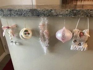 Christmas Ornaments 1970-2000 - Picture 1 of 1