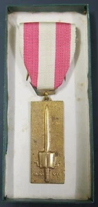 Vietnam 1964 VNCH Training Service Medal Huấn Vụ Bội Tinh ORIGINAL Vietnam Made2 - Picture 1 of 4
