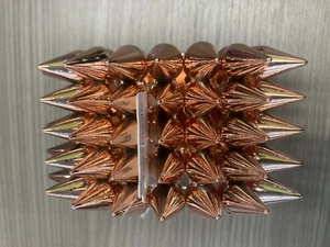 NEW URBAN FASHION JEWELRY ROSE GOLD TONE 5 ROWS SPIKES STRETCHY BRACELET - Picture 1 of 12