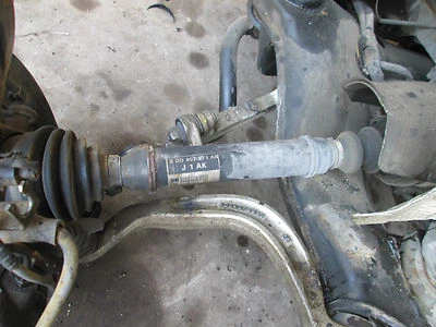 EJE DELANTERO IZQUIERDO AUDI A4 2.8L 1999-2000-2001 8D0407271AK Foto 1 de 3