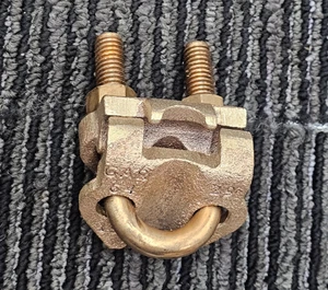 BURNDY GAR6429 Mechanischer Erdungsverbinder Kabel auf Stab/Rohr 3/8 IPS - Bild 1 von 8