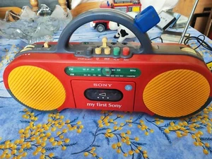 Vintage My First Sony CFS-2050 AM/FM Cassette K7 - Bild 1 von 17