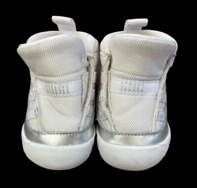 Nike Air Jordan 11 Retro Botín Cuna Metálico Plateado Blanco CI6165-100 Bebé 2c 2 Foto 1 de 4