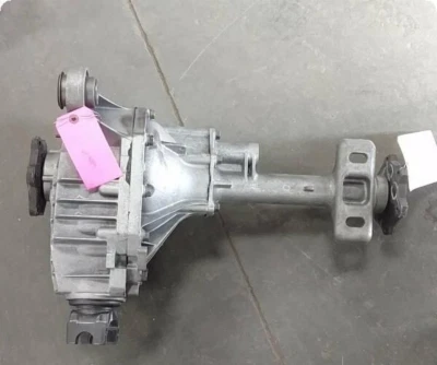 2005-2007 GMC Sierra 1500 Pickup Front Axle Differential Carrier 3.42 Ratio - Image 1 of 3