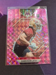 2023 Panini Mosaic - Rookies Cameron Latu #295 Camo Pink Mosaic Prizm (RC) - Bild 1 von 1