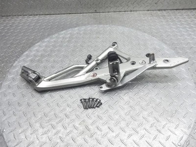 Kawasaki EX650R Ninja 650R 2009 09-11 pedal de freno de montaje de clavija derecha  Foto 1 de 4
