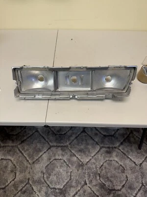 Carcasa de luz trasera derecha Chevy Impala 1978 78 GM 5969047 NUEVO DE STOCK Foto 1 de 4