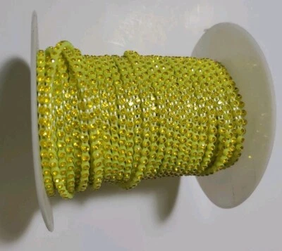 Bandas de diamantes de imitación piedra amarilla/amarilla SS8 5 yardas Foto 1 de 4