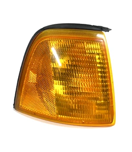 91-98 Audi 80 B4 Cabriolet Front Right Indicator Directional Light Bosh OEM - Picture 1 of 5