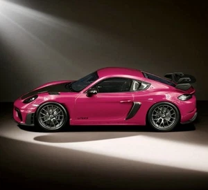 1:18 SPARK PORSCHE 718 CAYMAN GT4 RS RUBY STAR NO BBR D&G MR AMALGAM H&H 005/718 - Foto 1 di 20