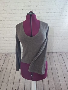 Suéter recortado acanalado Free People cuello en V manga campana cuadrado para mujer talla S - Imagen 1 de 7