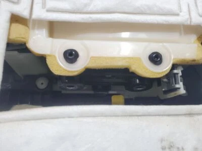 Chevrolet Silverado 2500 2016 OEM panel de moldura de puerta trasera izquierda Foto 1 de 4