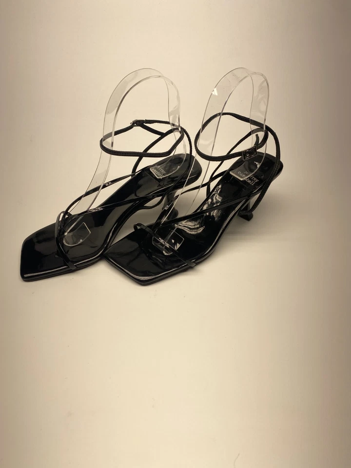 Sandália de Salto Jeffrey Campbell Feminina Fluxx Preta Couro Patente Tamanho 6.5 - Imagem 1 de 4
