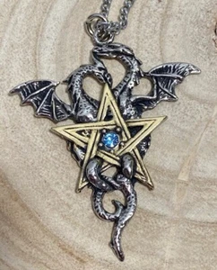 Anhänger Drachen mit einem Pantagramm, Magisches Amulett mit Kette - Bild 1 von 8