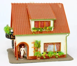 HO Scale Faller 200 Settlement House Pre-Built - Approximately 3.5 x 3 x 3" #247 - Picture 1 of 7
