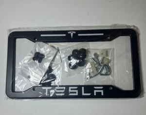 2xTESLA NEGRO Marco de matrícula de metal inoxidable + Tapones de rosca + Logotipo Vástago de neumático - Imagen 1 de 3